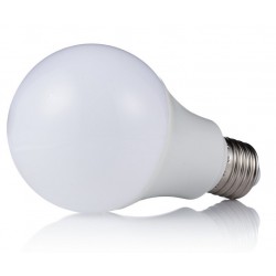 Lámpara LED Standard A70 E27 15W
